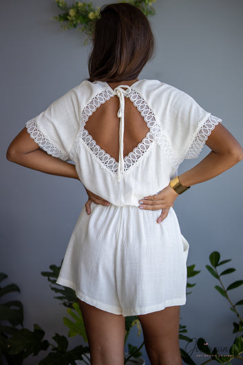 Louna - Combishort blanche en Lin avec broderie anglaise