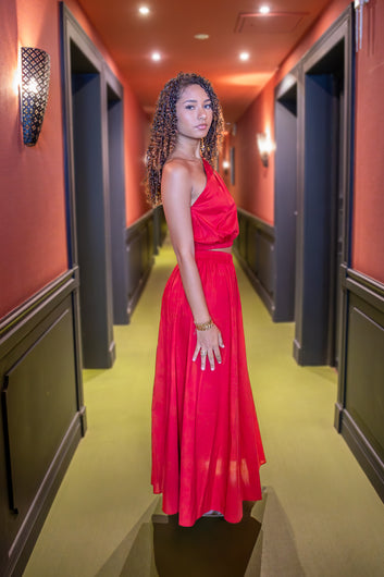 Iséa- Ensemble rouge jupe longue avec crop top asymétrique