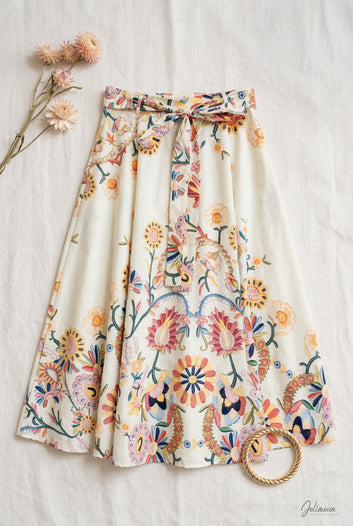 Évalyne – Jupe midi écrue imprimé floral coloré ceinture nouée