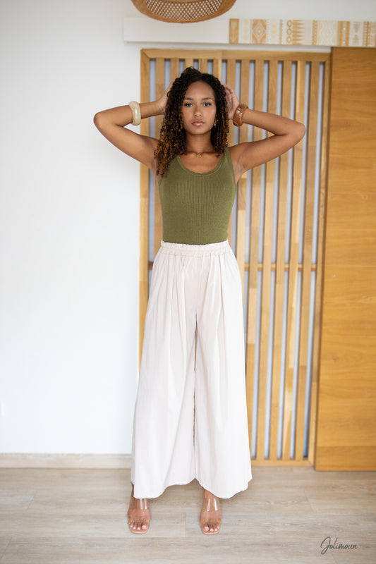 Barbara – Pantalon beige en tissu souple à coupe ample