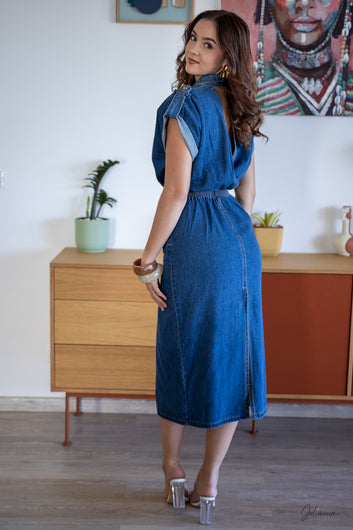 Dalia - Robe midi bleu denim manches courtes boutonnée