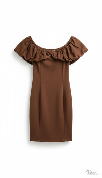 Barbara - Robe courte marron encolure bardot à volant