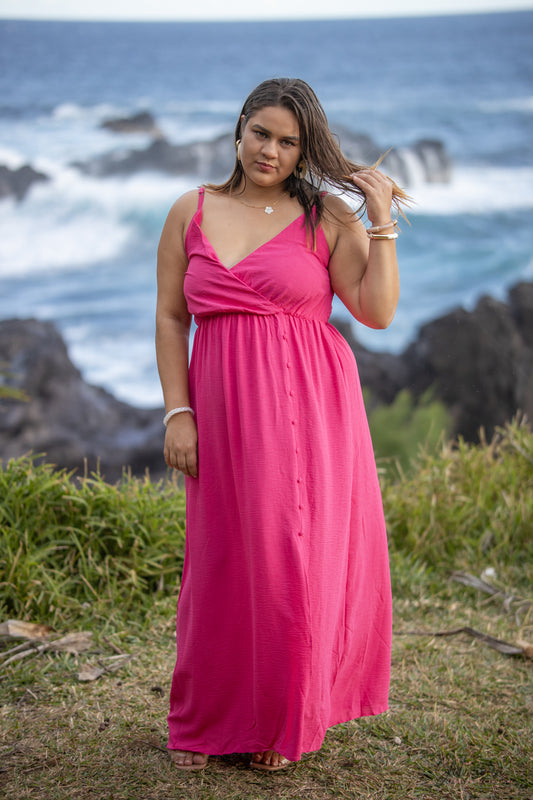 Classie - Robe longue fuchsia à fines bretelles dos smocké