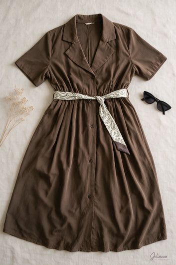 Elyna - Robe longue chocolat fluide ceinturée