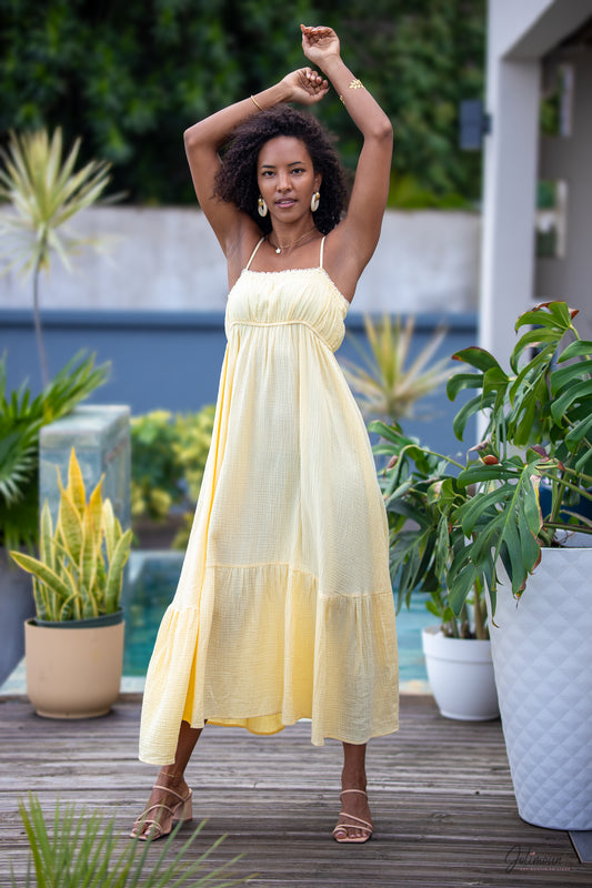Jonquille - Robe longue jaune fines bretelles smockée en gaze de coton