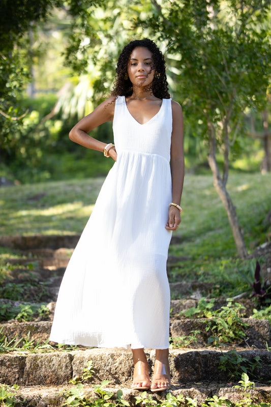 Rosie - Robe longue blanche en gaz de coton volants au dos