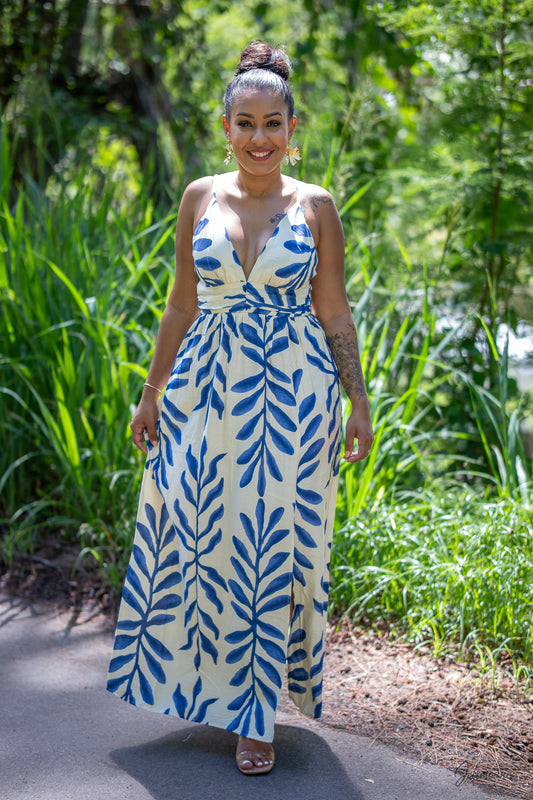 Tiffany -  Robe longue fines bretelles imprimée feuilles bleues