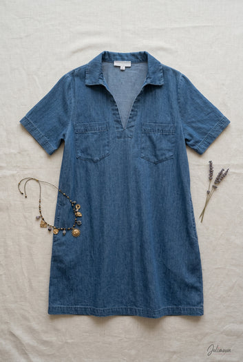 Joane - Robe courte jean col V poches poitrine 100% coton