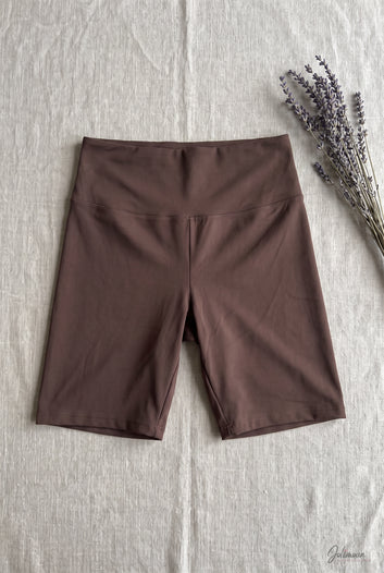 Lolita - Short yoga marron taille haute