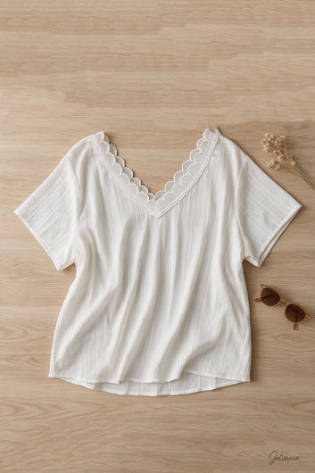 Diana- Top blanc gaufré dentelle col V